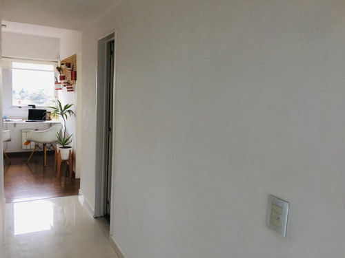 Departamento Con Balcón Y Cochera En Venta En Haedo