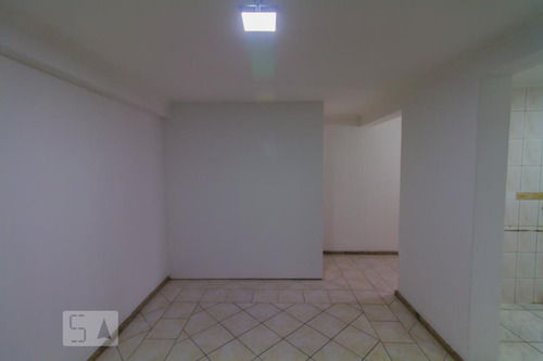 Imagem 1 de 15 de Apartamento Para Aluguel - Balneário, 1 Quarto, 25 - 892944603