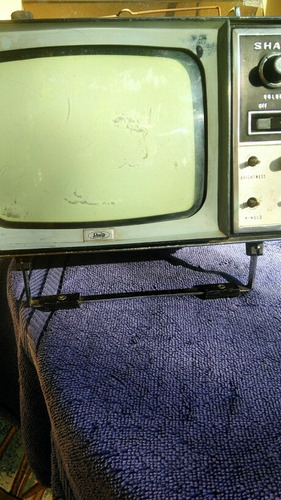 Imagem 1 de 7 de Mini Tv Sharp Modelo T.r.p.603 Para Pecas