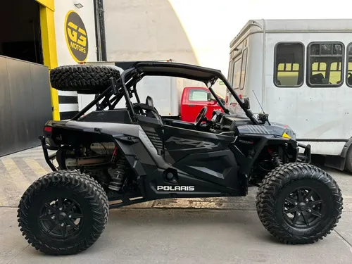 Polaris RZR TURBO S BESTIA