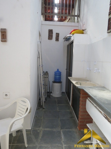 Casa Com Dois Quartos, Pé Na Areia Com Churrasqueira Em Bairro Nobre Em Itanhaém - Ca00040 - 34142936