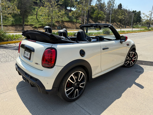 Mini John Cooper Works 2.0 Hot Chilli At