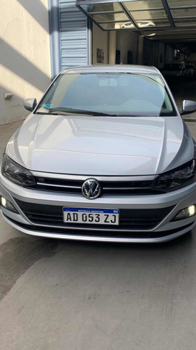 Imagen 2 de 16 de Volkswagen Polo 2018 1.6 Msi Comfortline