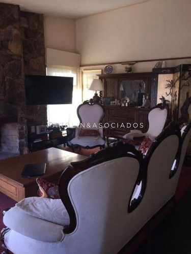 Casa 4 Dormitorios, Mansa, Punta Del Este -ref:704