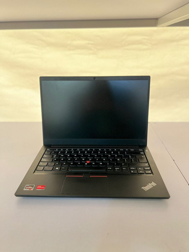 Lenovo Thinkpad E14 Generacion 2 Ryzen 3 4300u Negro (Usado)