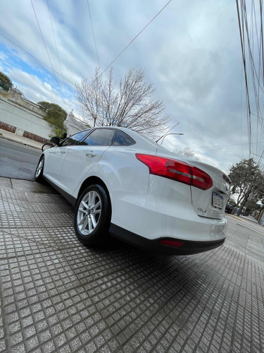 Ford Focus III 1.6 Sedan S