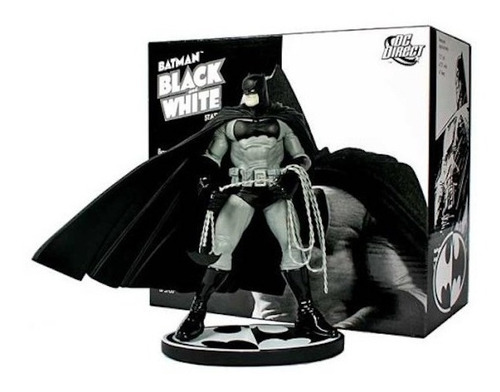 Batman - Black & White Mini-statue Designed By Frank Miller