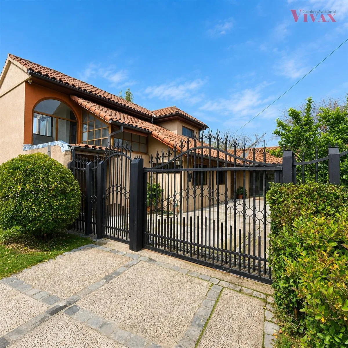 Imagen 2 de 17 de Casa En Venta Condominio Av España!!