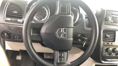 Imagen 13 de 15 de Dodge Grand Caravan 2017 3.6 Se At - U5895