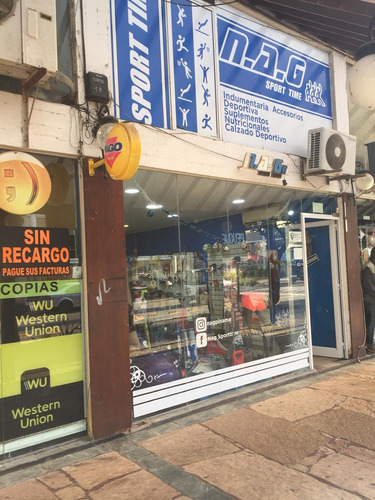 Local En Venta En Centro De Pinamar Sobre Constitucion