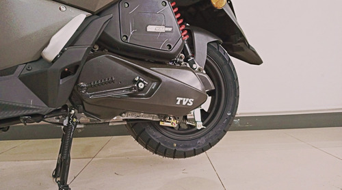 Imagen 22 de 22 de Tvs Ntorq 125 Scooter 0km 2023 Azul Gris Rojo Motonet