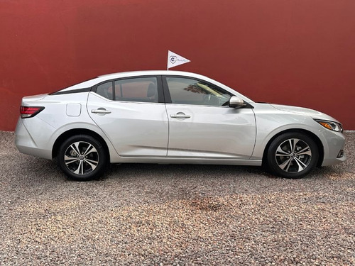 Nissan Sentra 2.0 Advance Cvt