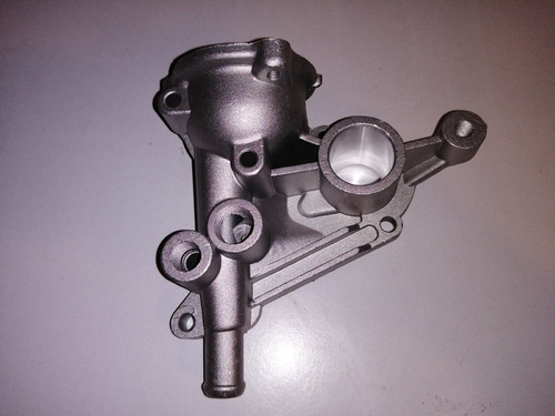 Imagen 2 de 4 de Brida De Agua Nissan Sentra Sunny E15 E16 Carburado