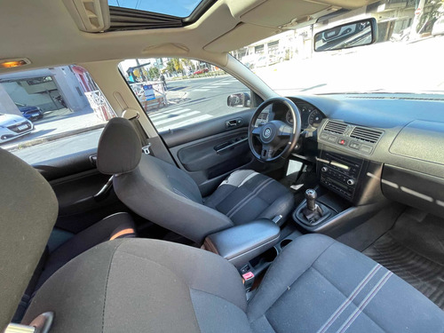 Imagen 9 de 14 de Volkswagen Bora 2012 1.9 Trendline I 100cv