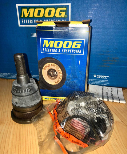 Muñon Dodge Ram 2500 2003-2008 Moog