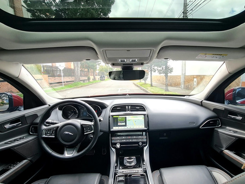 Jaguar Xe 2.0 Prestige Turbo Full Equipo. Garantia.