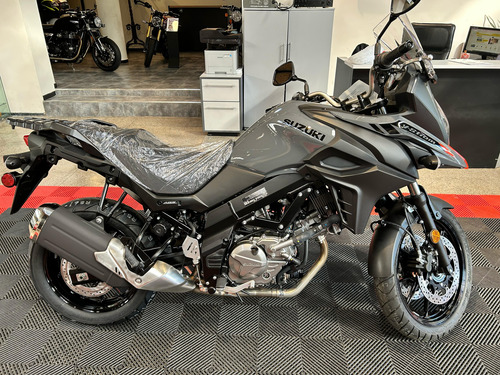 Suzuki V-strom 650 Año 2025 - Hilton Motors Co.