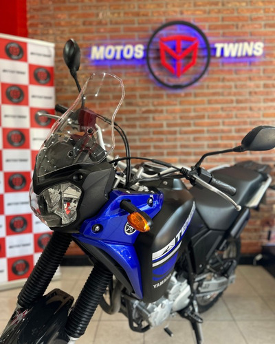 Yamaha Tenere 250 Adventure - Modelo 2019
