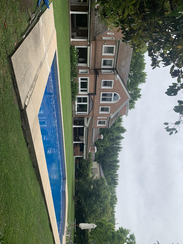 Casa En Venta En Martindale, Pilar