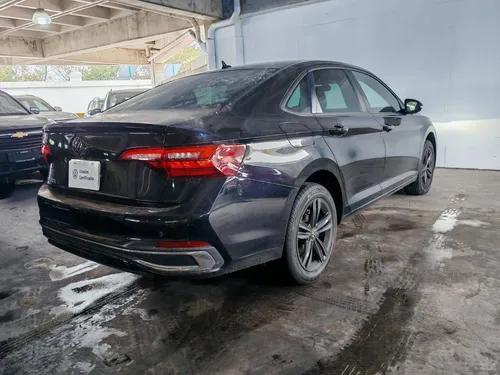 Volkswagen Jetta 2.5 Sportline Tiptronic At