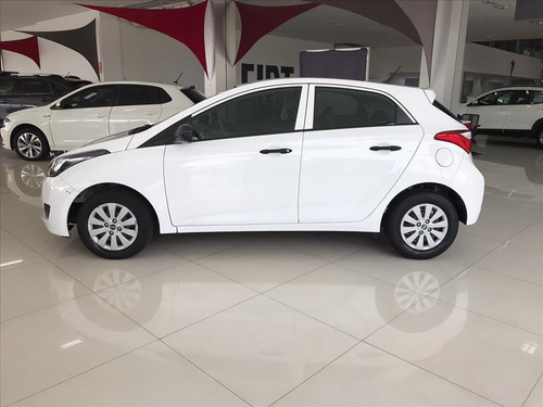 Imagem 8 de 11 de Hb20 1.0 Comfort 12v Flex 4p Manual
