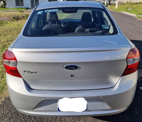 Imagen 5 de 9 de Ford Figo 2017 1.5 Energy Sedan At
