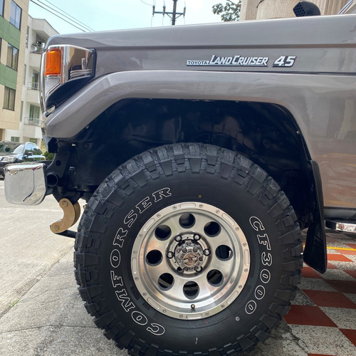 Toyota Land Cruiser 1997 4.5 Fzj73