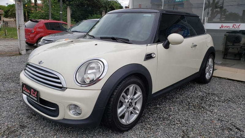 Mini Cooper 1.6 16v 2p