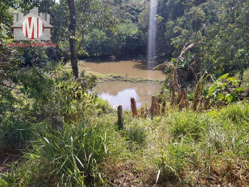 Ótima Chácara Com 4 Dormitórios, Rica Em Água, 04 Lagos, Bem Localizada, Linda Vista, À Venda, 10000 M² Por R$ 365.000 - Pedra Bela - Pedra Bela/sp - Ch0882