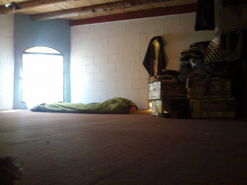 Casa Estilo Cabaña Rustica Y Local Comercial Con Habitacion