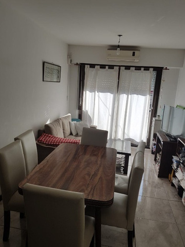 Imagen 2 de 5 de Departamento En Venta En Moron Centro