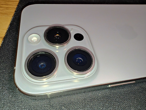 Apple Iphone 15 Pro (128 Gb) - Titanio Natural Plateado (Usado)
