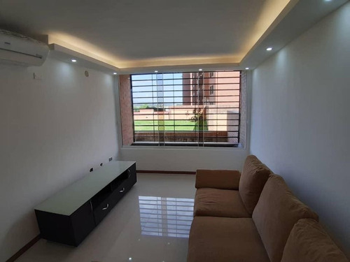 Imagen 2 de 15 de Vendo Apartamento 72m2 2h/2b/2pe Colinas De La Tahona