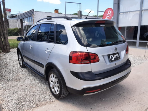 Volkswagen Suran Cross Highline 1.6 5p 2014