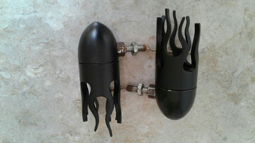 Imagen 4 de 4 de Luz Cruce Moto Custom