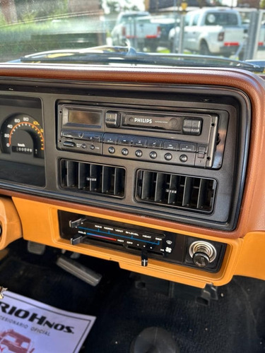 Imagen 11 de 21 de Isuzu C/simple Kb Diesel A. Ac. Long Bed 4x2 Año 1981