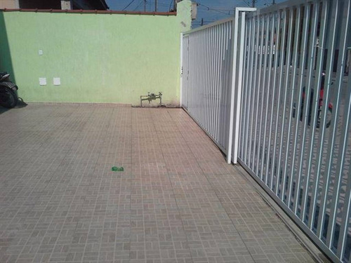 Imagem 1 de 28 de Sobreposta Alta Nova Com Quintal Área De Serviço Cozinha Ampla Garagem Bem Localizada Não Tem Problema De Enchentes Perto De Ponto De Ônibus E Lotaçoes - Hm1663