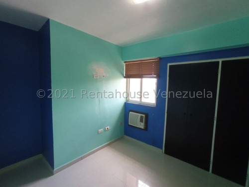 Imagen 11 de 14 de Marol Rentahouse Vende Apartamento En La Trigaleña Valencia 22-15641