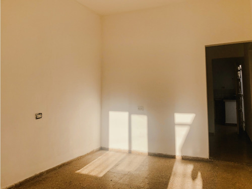 Alquiler - Casa 2 Dormitorios - Yofre Sur