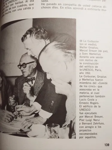 Apolo En La Democracia Gropius (Usado)