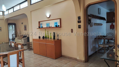Casa En Venta En Colinas De Carrizal 24-27573 Yf