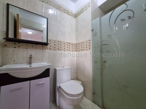 Apartamento En Venta Urb San Jacinto, Maracay 25-123 Hc