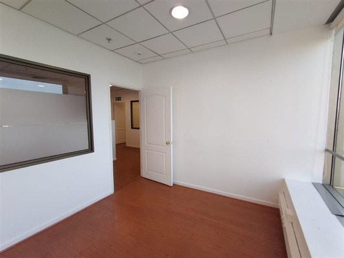 Oficina En Arriendo En Las Condes