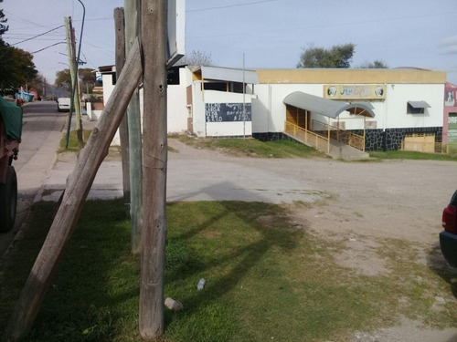 Imagen 6 de 30 de Glapon- Local Sobre Ruta En La Falda