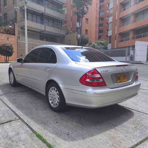 Mercedes Benz E320 E