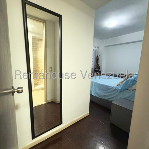 Los Palos Grandes En Venta Apartamento Discreto Y Funcional