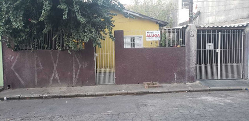 Imagem 1 de 14 de Casa 3 Comodos Com Garagem