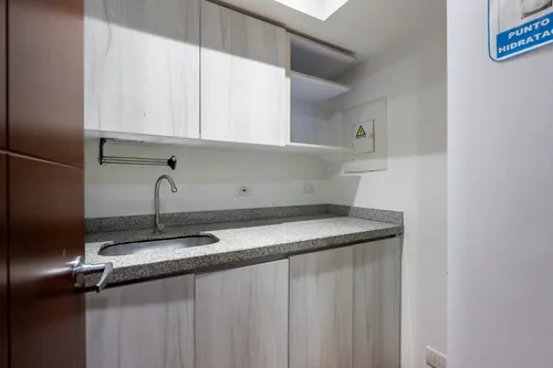 Oficina En Arriendo/venta En Chico Norte. Cod A1105064