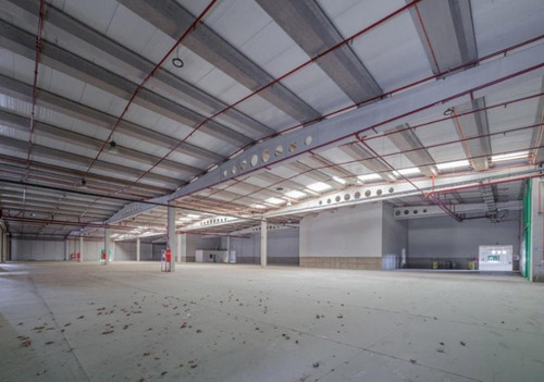 Arriendo Espectacular Bodega De 18600m2 En San Bernardo