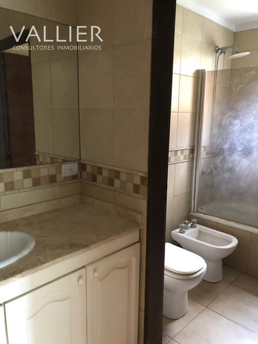 Casa En Venta En Altos Del Golf, Pilar, G.b.a. Zona Norte